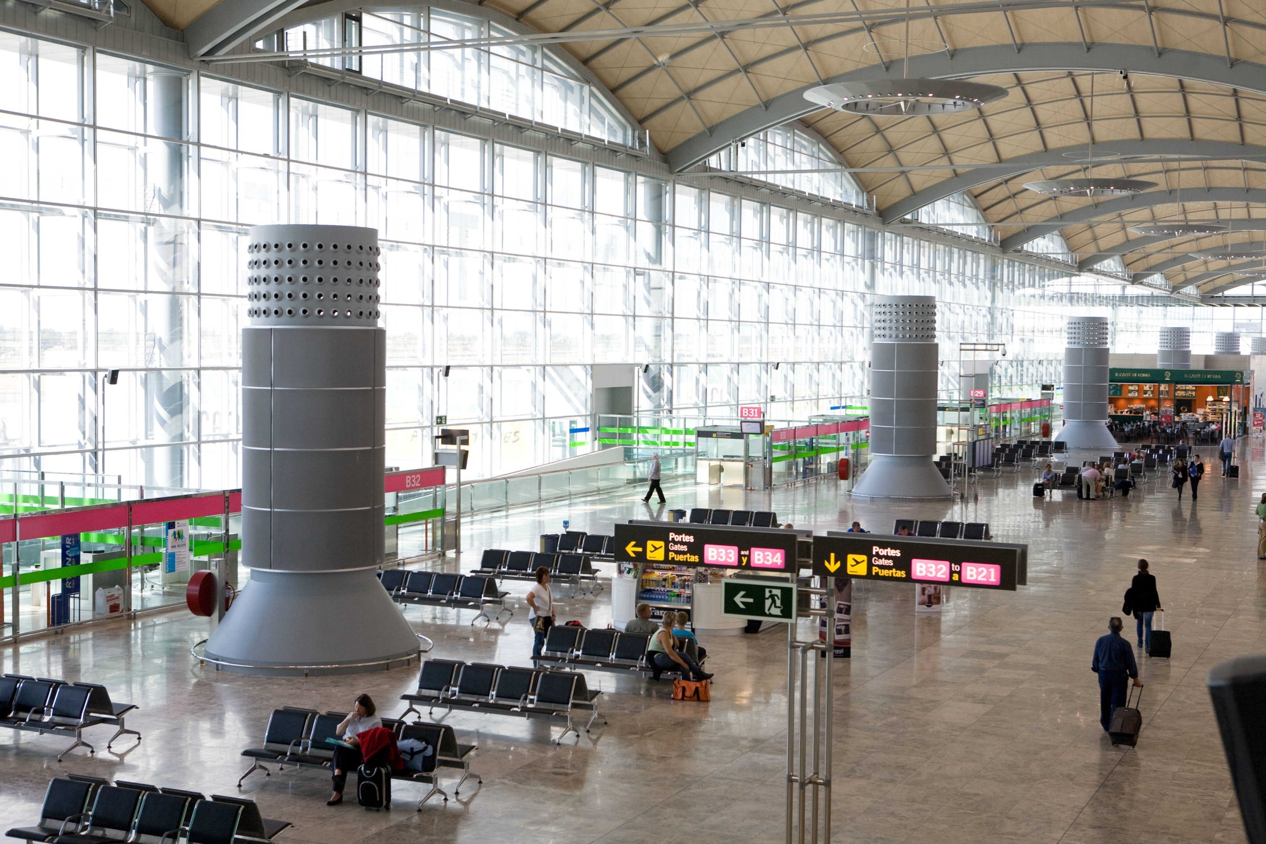 Interior de l'Aeroport d'Alacant-Elx