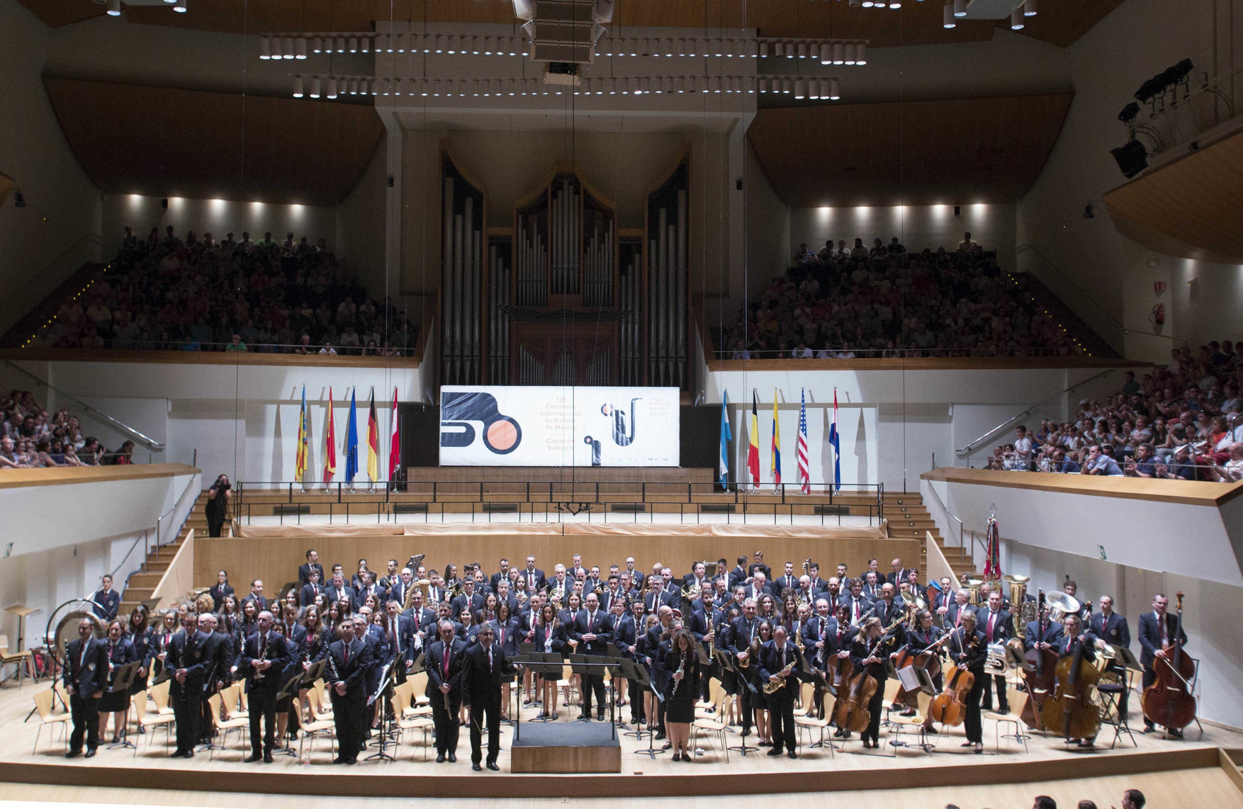 La banda de la Unió Musical d'Alberic durant la seua participació al CIBM.