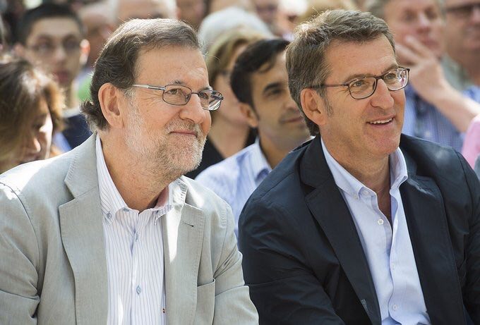 L'expresident del govern espanyol, Mariano Rajoy, amb el president de la Xunta de Galícia, Alberto Núñez Feijóo en una imatge d'arxiu.