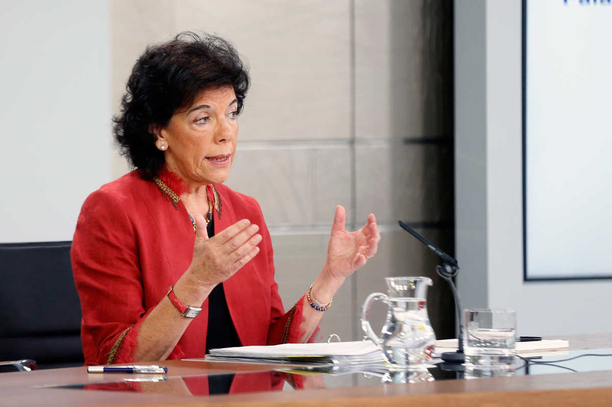 Imatge d'arxiu de la portaveu del govern espanyol, Isabel Celaá, durante la roda de premsa posterior al Consell de Ministres del 14 de setembre.