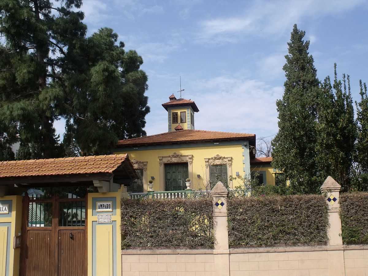 Vista exterior de Villa Amparo, a Rocafort.