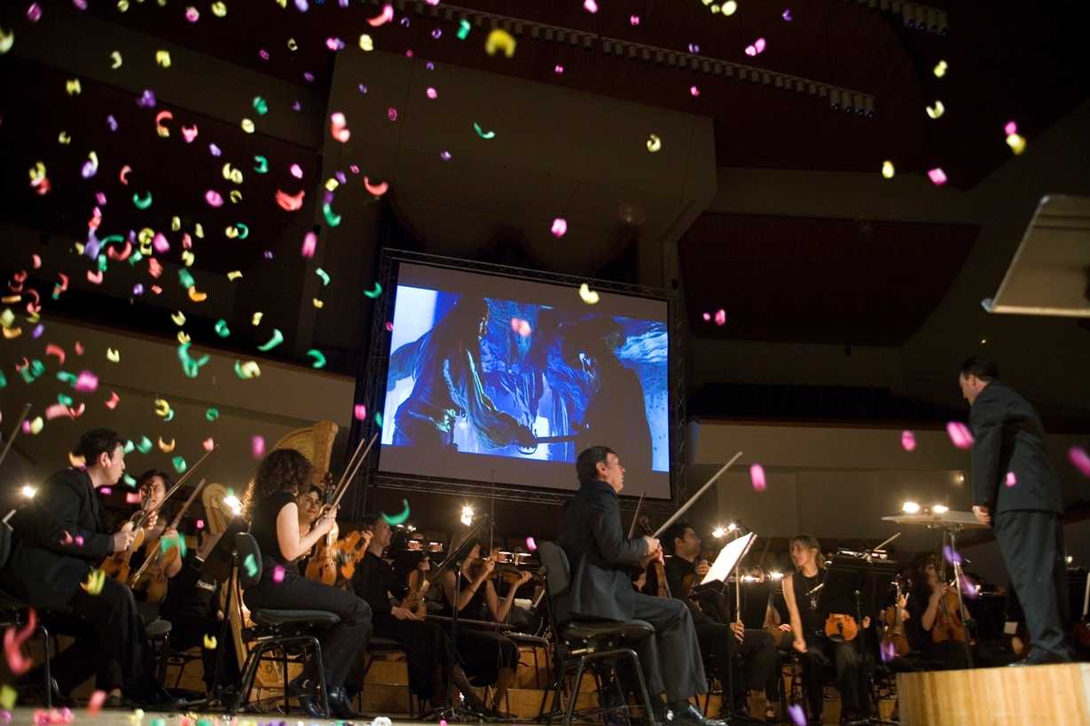 La direcció musical estarà a càrrec del mestre canadenc Julian Pellicano.