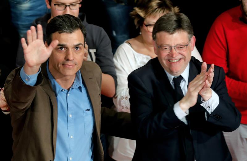 El secretari general del PSOE, Pedro Sánchez, i el president de la Generalitat, Ximo Puig, han mantingut una reunió informal aquest dilluns per a dissenyar l'estratègia en el debat al Congrés sobre els PGE.