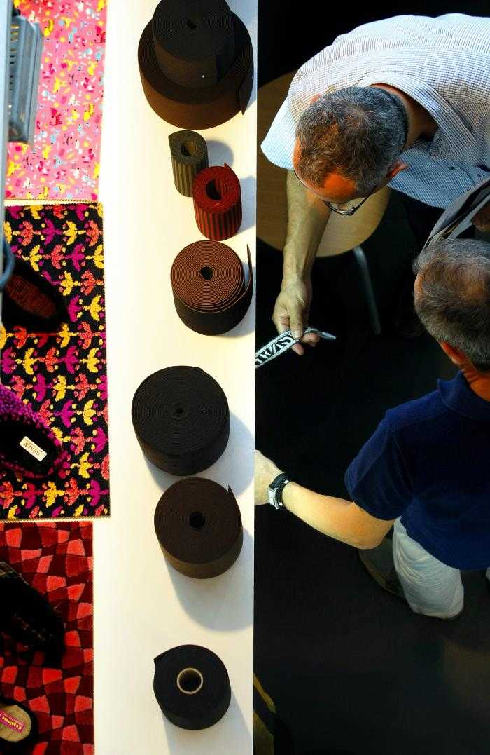 La vaga s'ha convocat perquè el preacord estatal signat per UGT i la patronal no garantex un "sou digne" per a les classes professionals més baixes.