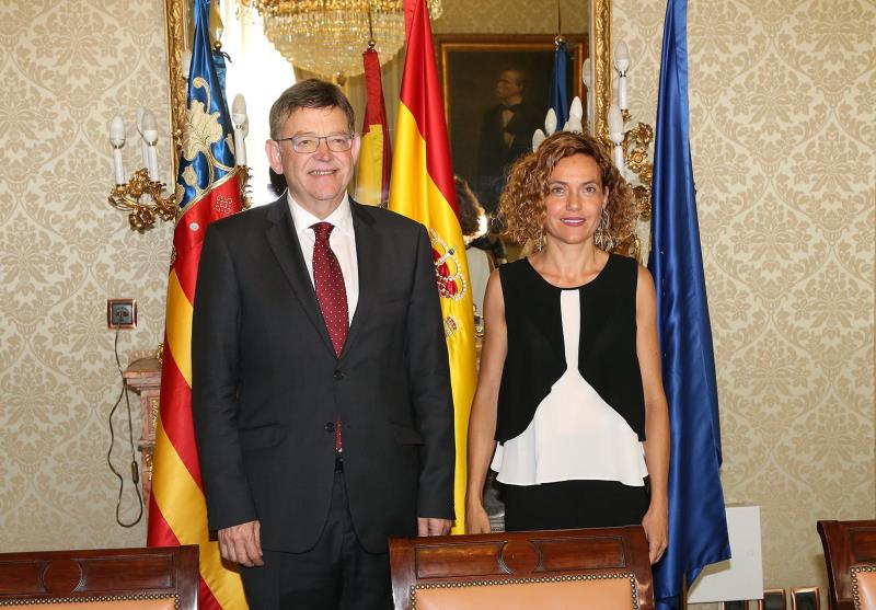 Imatge de la reunió que han mantingut aquest dimarts el president de la Generalitat, Ximo Puig, i la ministra de Política Territorial, Meritxell Batet.