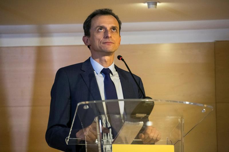 El ministre considera que no s'ha comés cap irregularitat fiscal en la compra dels seus immobles.