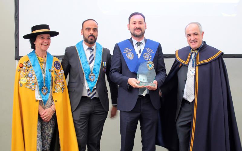 Vicente Gandia, amb presència comercial en noranta països i un equip de 140 empleats, és el major celler del País Valencià.