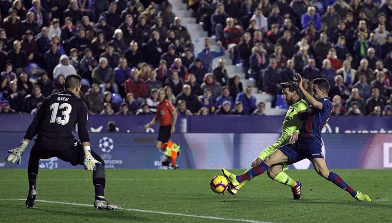 Les detencions pel pirateig de partits de futbol s'han practicat a diversos pobles de la demarcació de Castelló.