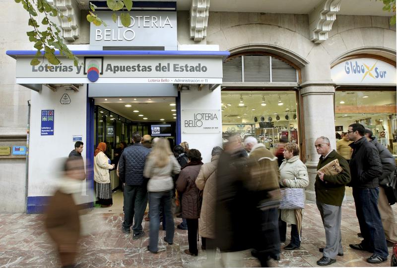 En el sorteig de Nadal de l'any passat, al País Valencià es van gastar un total de 323,8 milions d'euros.