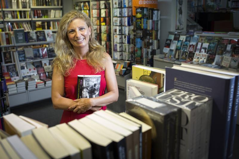 'Mujer, madre y alcaldesa' recorre diferents capítols de la vida de Marco i analitza la seua carrera política i municipal.