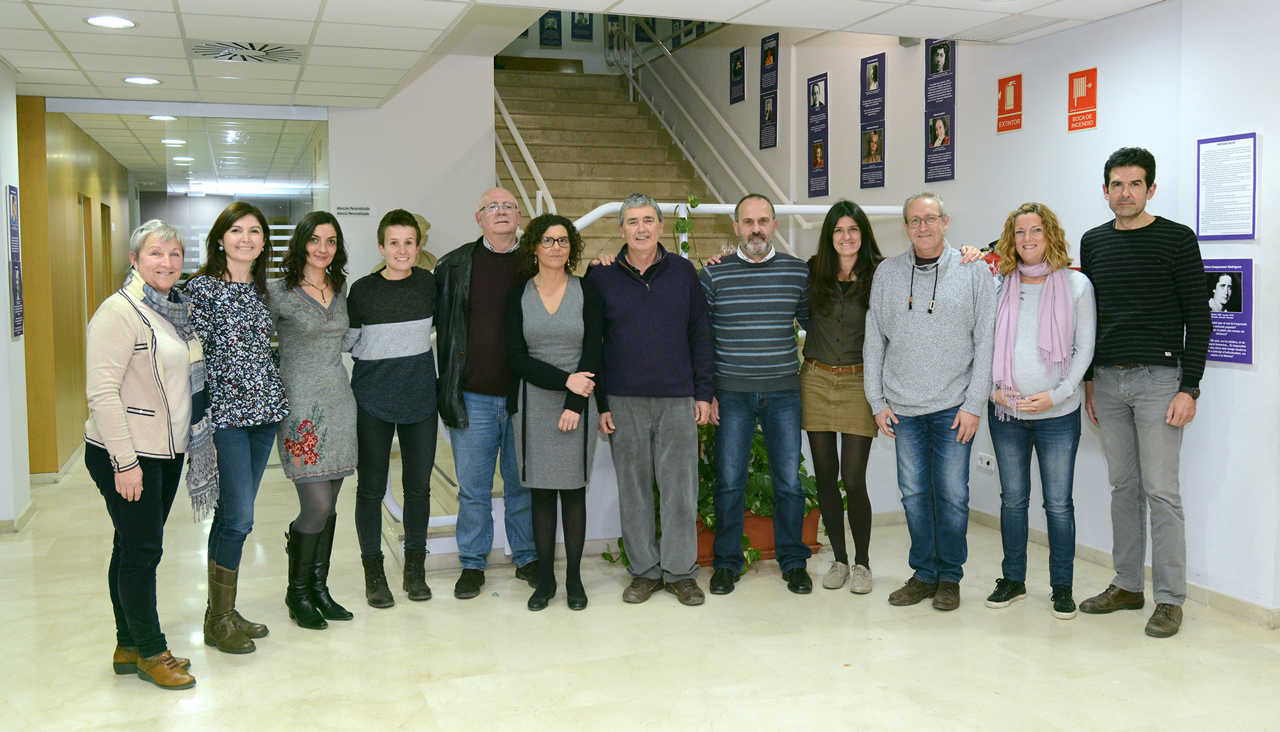 Foto de l'equip municipal format encara amb els regidors del PSPV.