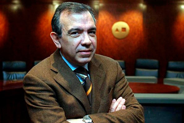 Roberto López Abad.