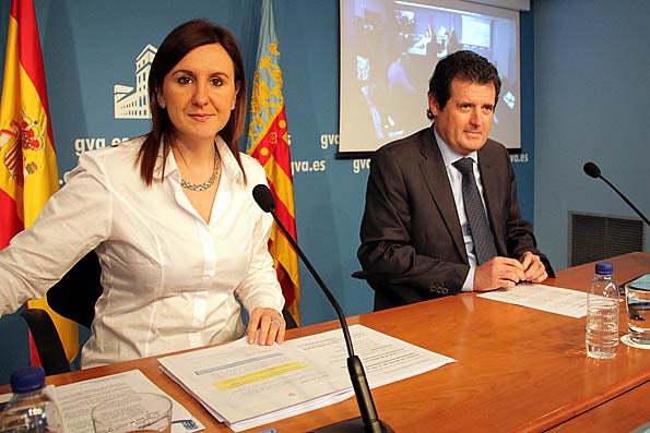La consellera de Cultura, María José Català, i el vicepresident José Ciscar aquest divendres durant la roda de premsa posterior al ple del Consell.