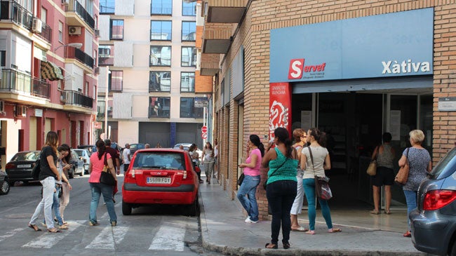 Només el 9,5% dels contractes en el mes de març han sigut indefinits.