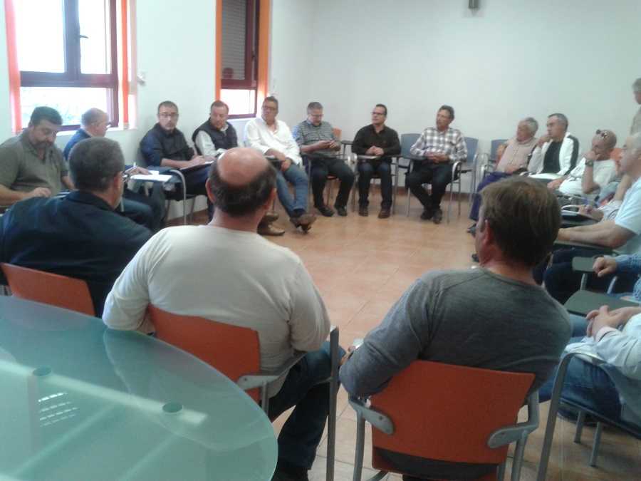 Un moment de la reunió de regants de la Ribera i del Vinalopó de la Unió de Llauradors celebrada a Muro d'Alcoi.