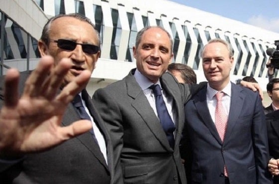 Alberto Fabra, Francisco Camps i Carlos Fabra a l'aeroport de Castelló.