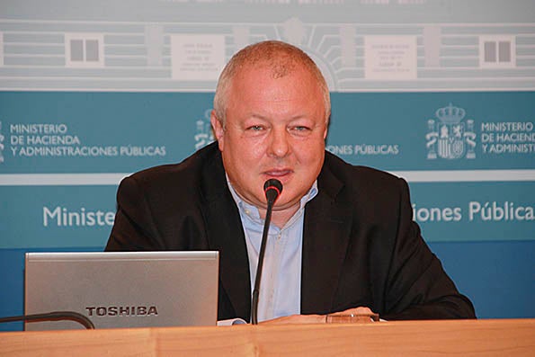 El cap de l'equip d'experts que ha elaborat les balances fiscals del govern espanyol, Angel de la Fuente, aquest dimecres a Madrid.