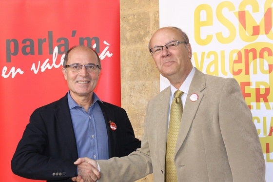 Vicent Moreno amb el representant de l'AVL.