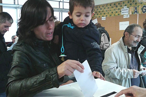 Carme Breco de Bellreguard, amb el seu fill, Bruno.