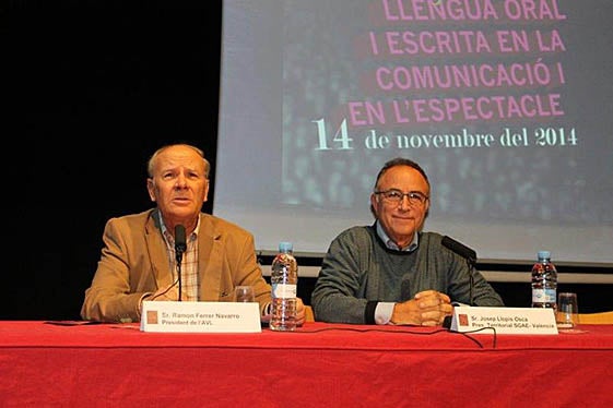 Ramon Ferrer en la Jornada sobre llengua oral i escrita en la comunicación.