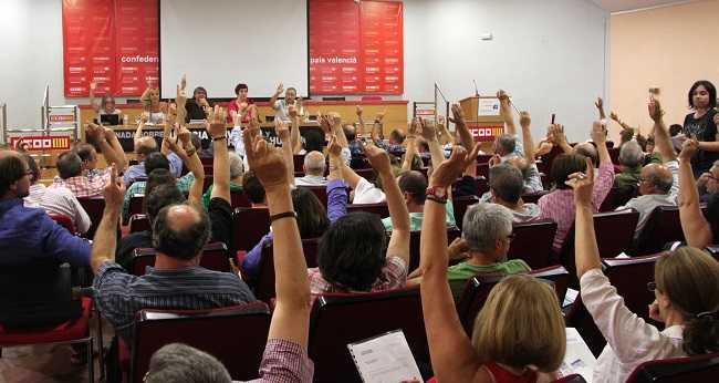 Imatge corresponent al moment de la votació de l'informe del secretari general de CCOO PV.