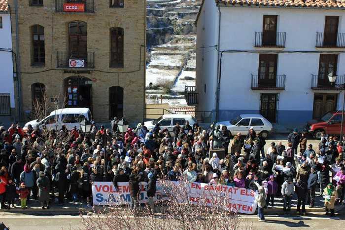 Concentració a Vilafranca per reclamar servei d'atenció mèdica urgent 24 hores.