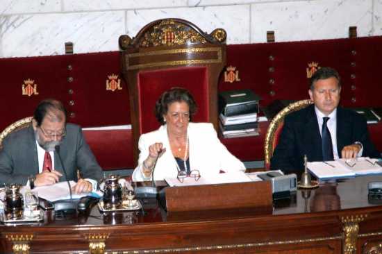 L'alcaldessa de València Rita Barberá aquest divendres durant el ple municipal.