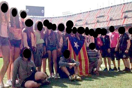 La imatge dels alumnes que ha criticat el València CF.