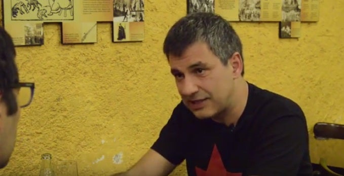 Vicent Mifsud durant l'entrevista.