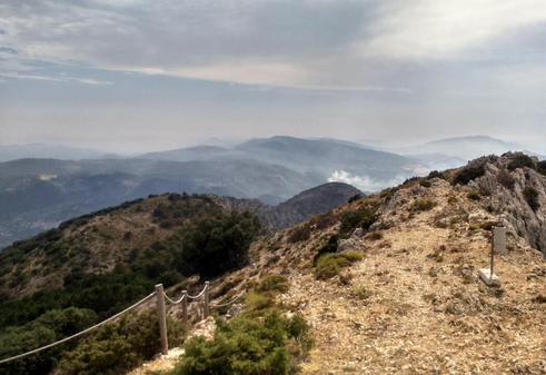 Vista de l'incendi de Penàguila desde l'observatori de Serrella.