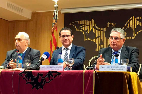 Jorge Bellver (centre), PP.