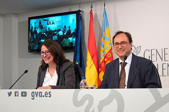 Mònica Oltra i Vicent Soler.