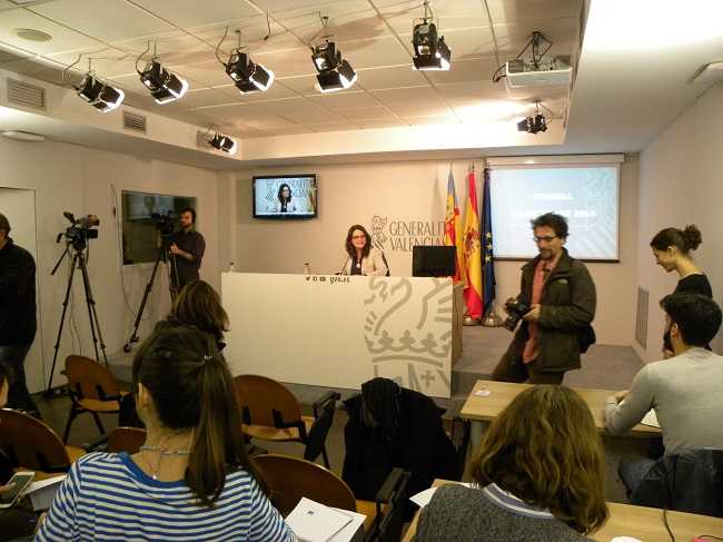 Mònica Oltra, durant la roda de premsa, aquest divendres.