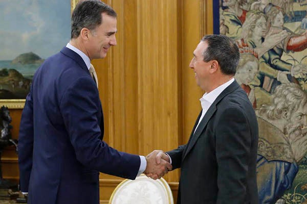 Joan Baldoví amb Felipe VI.