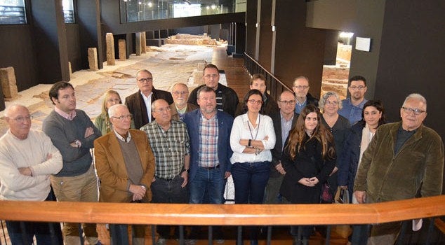 Equip de govern i altres.