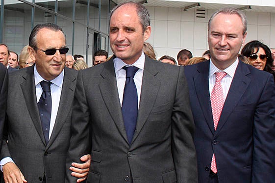 Carlos Fabra amb Francisco Camps i Alberto Fabra (Arxiu).