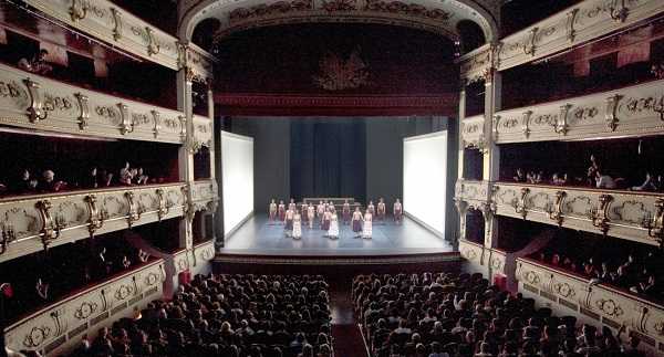 El Dia Mundial del Teatre es celebra el 27 de març.