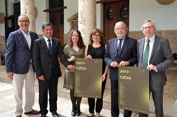 Un moment de l'acte de presentació del festival Serenates.