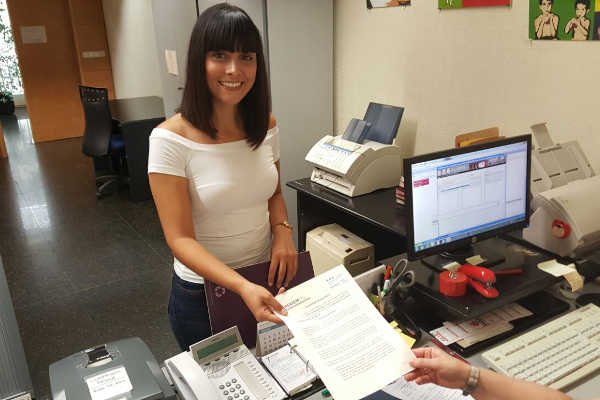 Sandra Mínguez lliurant la PNL.