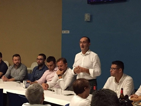 Un moment de la reunió.