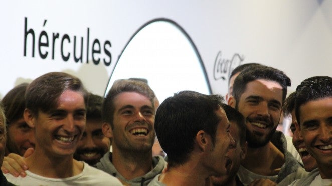 Els jugadors de l'Hèrcules somriuen poc després de rebre la notícia.
