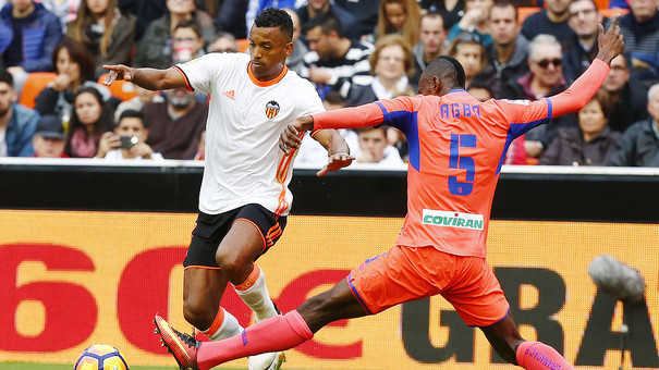 Nani en una acció del partit d'ahir front al Granada.