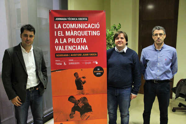 Vicent Granel, Guillermo Sanahuja i Juan Rubert durant la presentació.