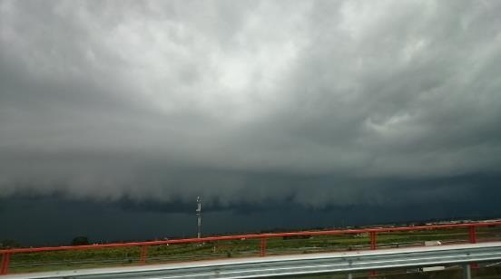 Imatge de la tempesta, aquest dious,des de Massamagrell.