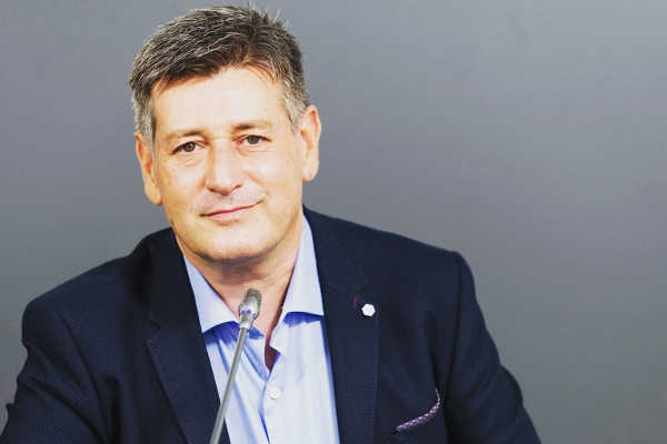 José Enrique Aguar.