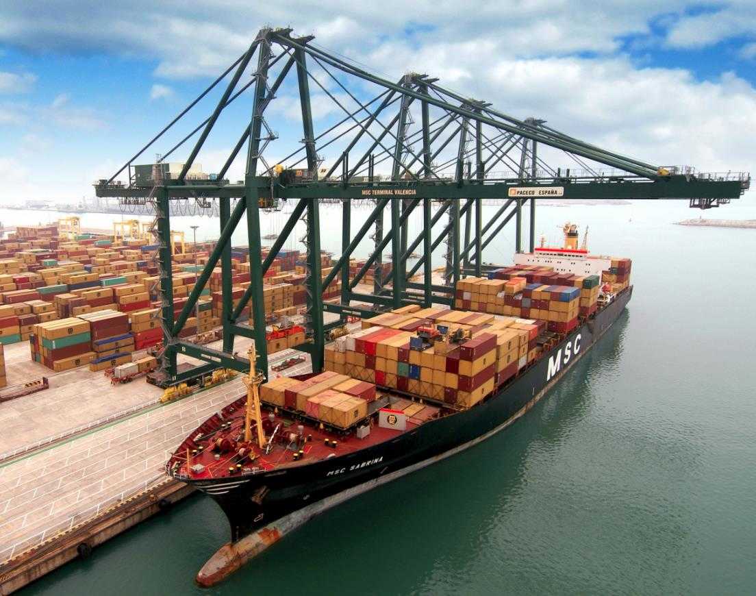 Les empreses que controlen el negoci de l'estiba a València són Noatum, MSC i TSV.