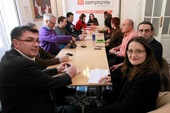 Enric Morera i Mònica Oltra.