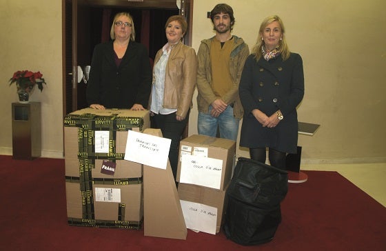 Lliurament d'instruments.