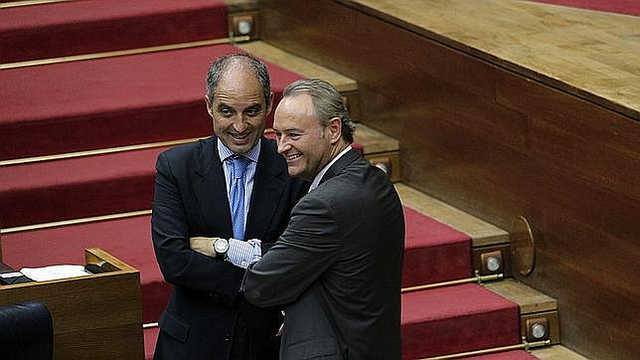 Tant Camps com Fabra, genuflexos davant Madrid