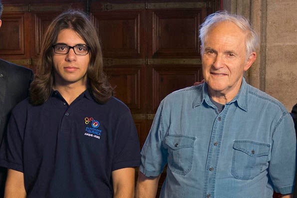 Damià Torres Latorre i Sir Harold Walter Kroto, Premi Nobel de Química.